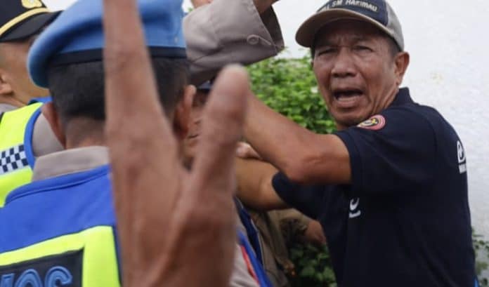 Kades Hoho Alkaf Mengaku Dikeroyok LSM Harimau, Polsek Mandireja Diam Hoho