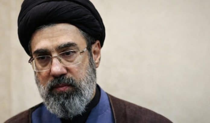 Pemimpin Tertinggi Iran, Ancam Serang Basis Militer AS Pemimpin