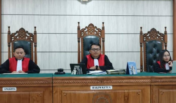 Polemik! PN Labuan Bajo Hakim Dilaporkan ke KY ada apa? Labuan Bajo